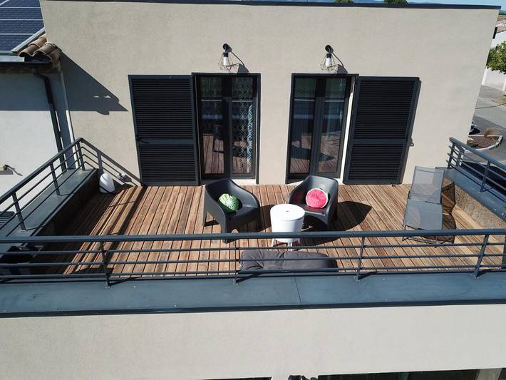 Location de vacances pour 6 personnes, avec vue ainsi que jardin et piscine, adapté aux familles à Villegailhenc - 3