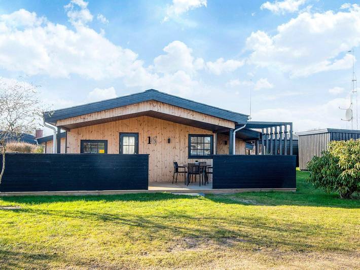 Vakantiehuis voor 4 personen, met Terras en Tuin in Juelsminde