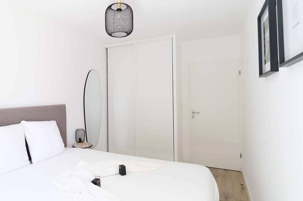 Ganze Wohnung, 4 personnes - Budget-Apartment-Ensuite mit Dusche in Bussy-Saint-Georges, Seine-et-Marne