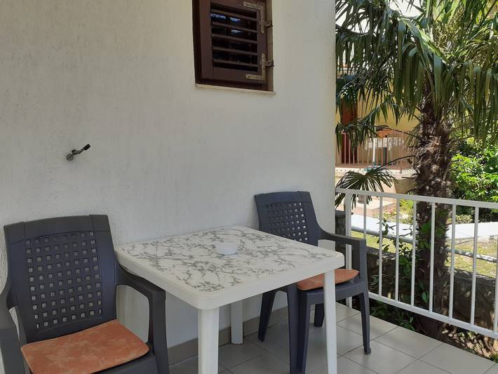 Apartament wakacyjny dla 2 osób, z balkon/ taras, zwierzęta dozwolone w Malinska