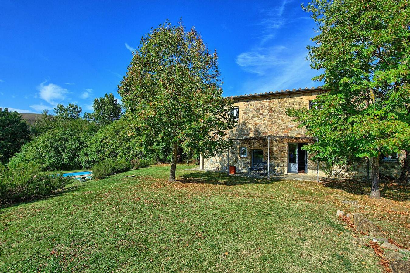 Villa Gualchiere in San Casciano dei Bagni, Parco di Monte Peglia e Selva di Meana