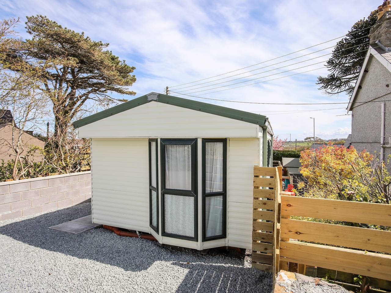 Bryn Hyfryd Caravan in Isle of Anglesey