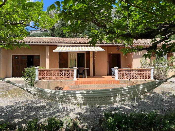 Maison de vacances pour 4 personnes, avec Terrasse et Jardin à Saint-Bauzille-de-Putois