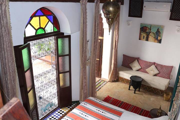 Alojamiento y desayuno para 4 personas, con terraza y jacuzzi - 1