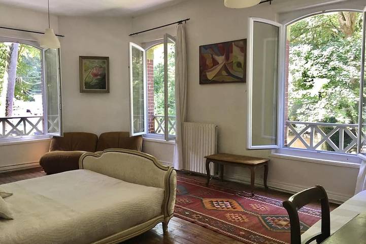 Location de vacances pour 18 personnes, avec jardin et terrasse dans Bois de Cise - 2