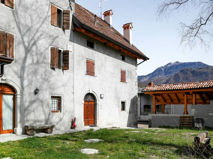 Appartamento per 2 persone, con Terrazza e Giardino in Carnia