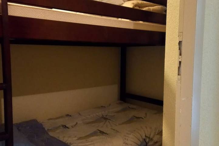 Ganze Wohnung, 3-room apartment with loggia, ground floor, in a residence with swimming pool in Soustons, Côte d’Argent