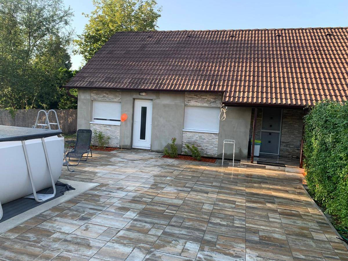 Holiday Home in Balatonkeresztur, Plattensee Südufer