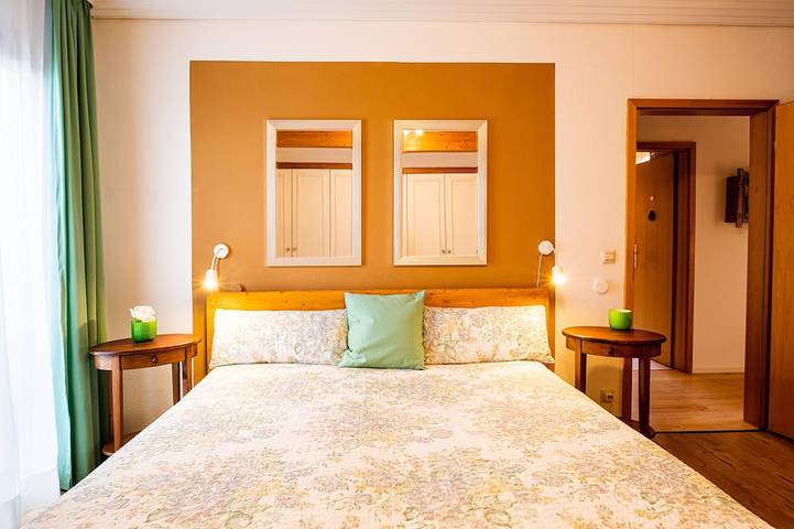 Ganze Wohnung, Gemütliche Ferienwohnung Aurelia im oberbayrischen Alpenvorland in Wessobrunn, Romantische Straße