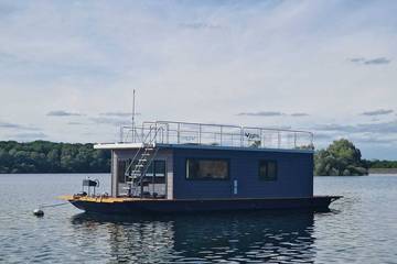 Péniche pour 6 personnes, avec terrasse à Éclaron-Braucourt-Sainte-Livière