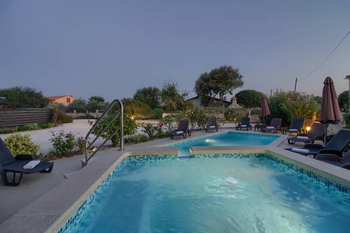 Villa für 12 Personen, mit Pool und Terrasse in Istrien - 2