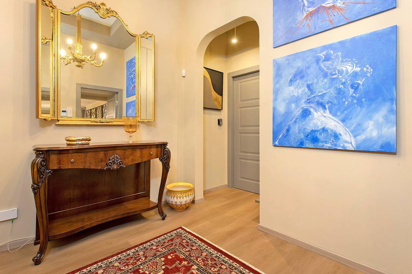 Ganze Wohnung, Apartment 'Archs - Queen' mit Balkon, Wlan und Klimaanlage in Catania, Catania Provinz