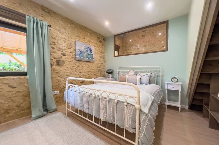 Gîte pour 4 personnes, avec piscine et jardin à Siorac-en-Périgord - 2