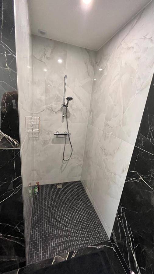 Appartement entier, Appartement Luxe Jaune in Saint-Étienne, Parc Naturel Régional du Pilat