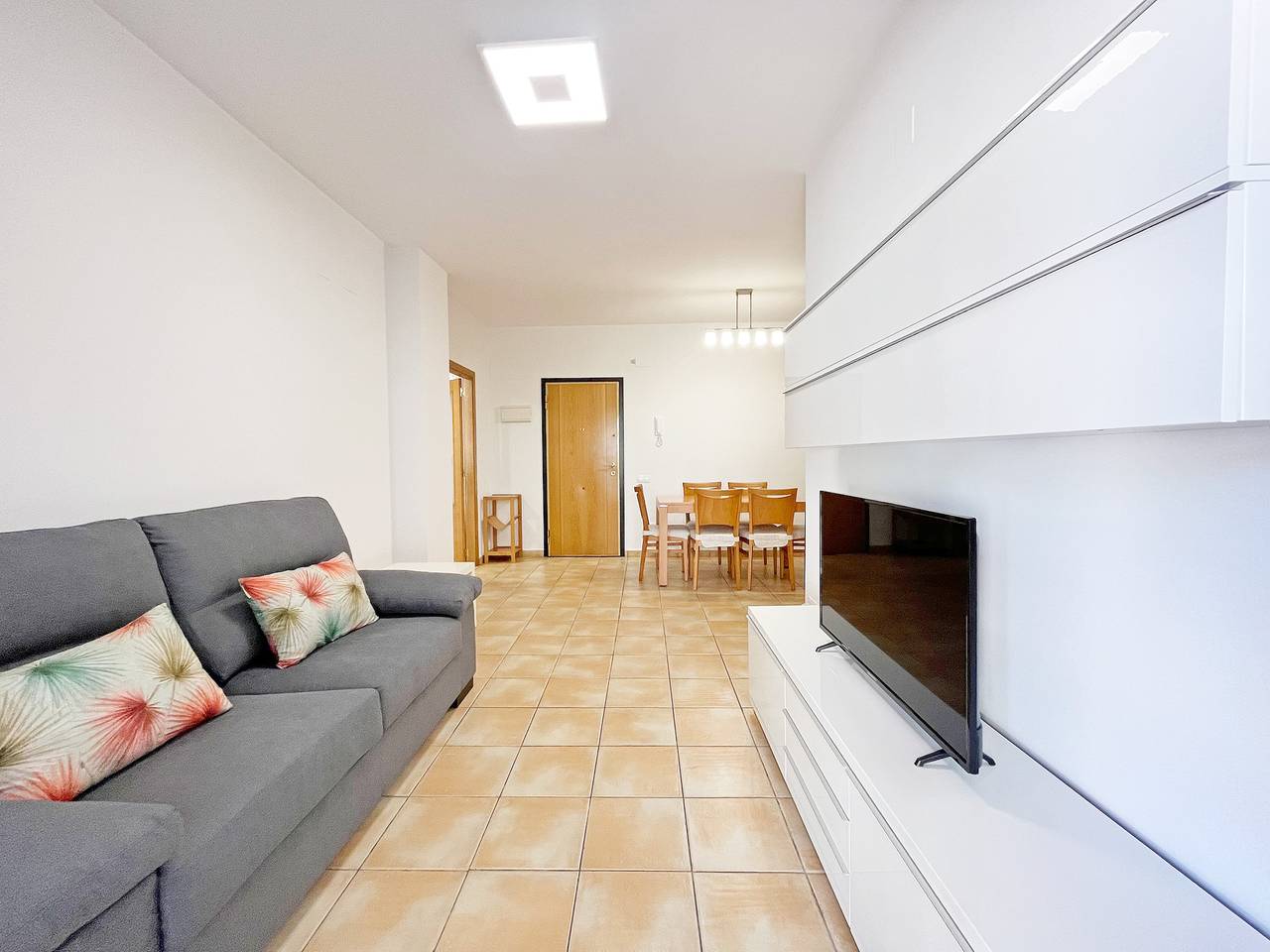 Apartamento entero, Global Vacacional: Apartamento con gran terraza en Canet in Canet de Berenguer, Costa de Valencia