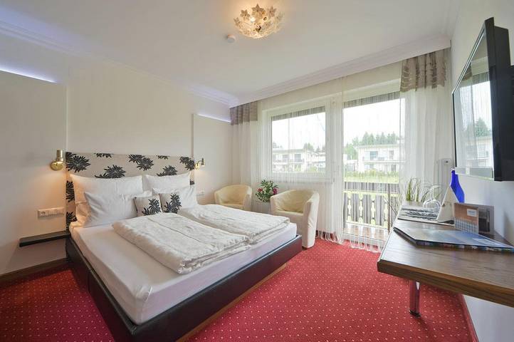 Hotel für 2 Personen, mit Seeblick und Garten sowie Sauna, kinderfreundlich am Faaker See - 4