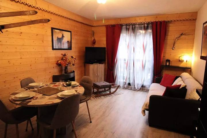 Gîte pour 6 personnes, avec vue dans Office de Tourisme de Saint Beat - 2