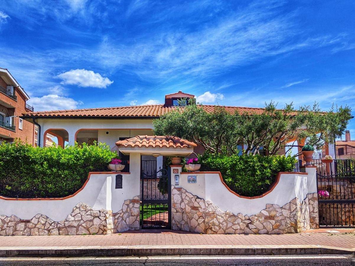 Villa Carlini in Passoscuro, Provincia di Roma