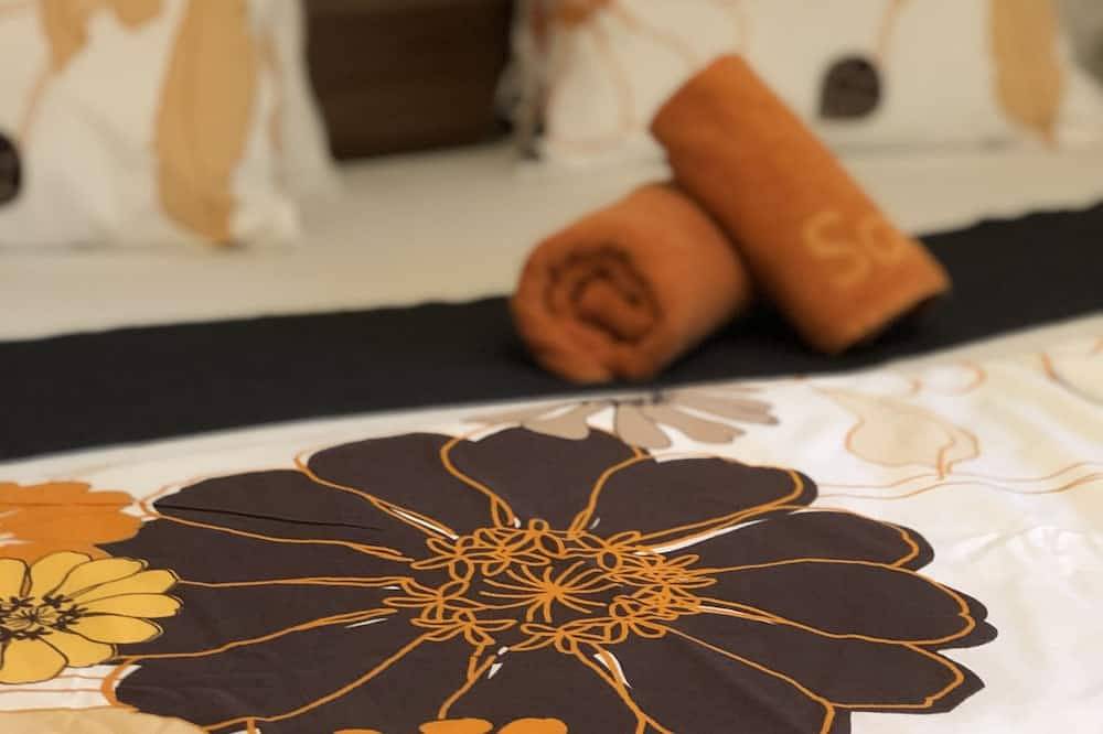 Ganze Wohnung, Ahorn, 120m²,Schwendau/Hippach, 2,5km vom Skigebiet entfernt im Landhaus Daum in Tuxer Alpen, Schwendau