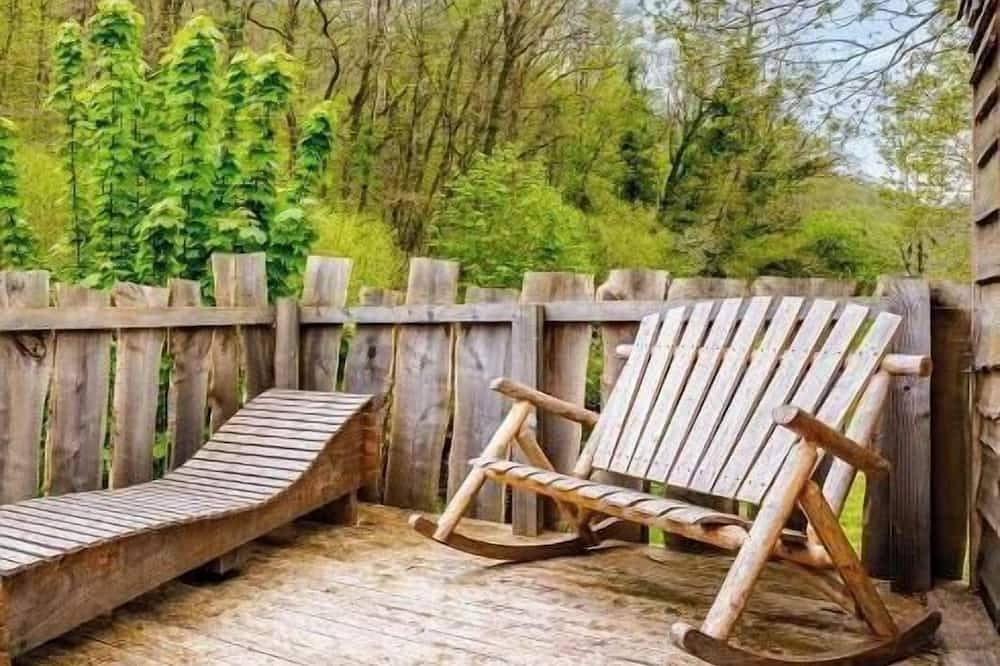 Zecamping 3 étoiles piscine chauffée chiens acceptés cabane Bbq 14m2 in Huelgoat, Châteaulin und Umgebung