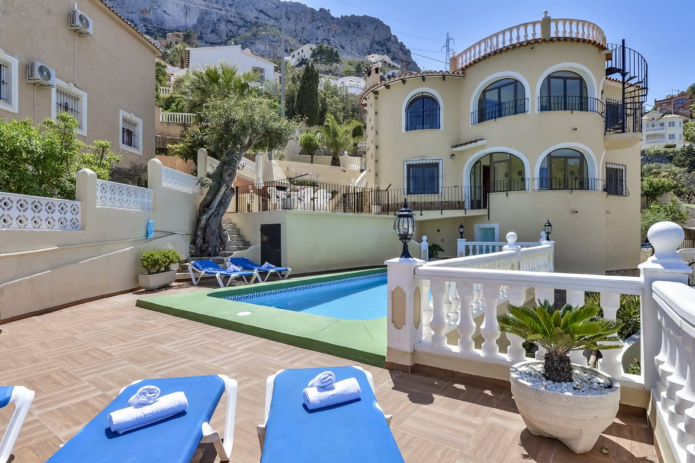 Antonio in Maryvilla, Costa Blanca