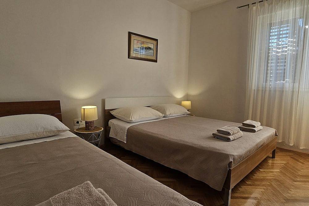 Appartement entier, Appartement Buncuga (98921-A1) - Jelsa - île de Hvar in Jelsa, Hvar