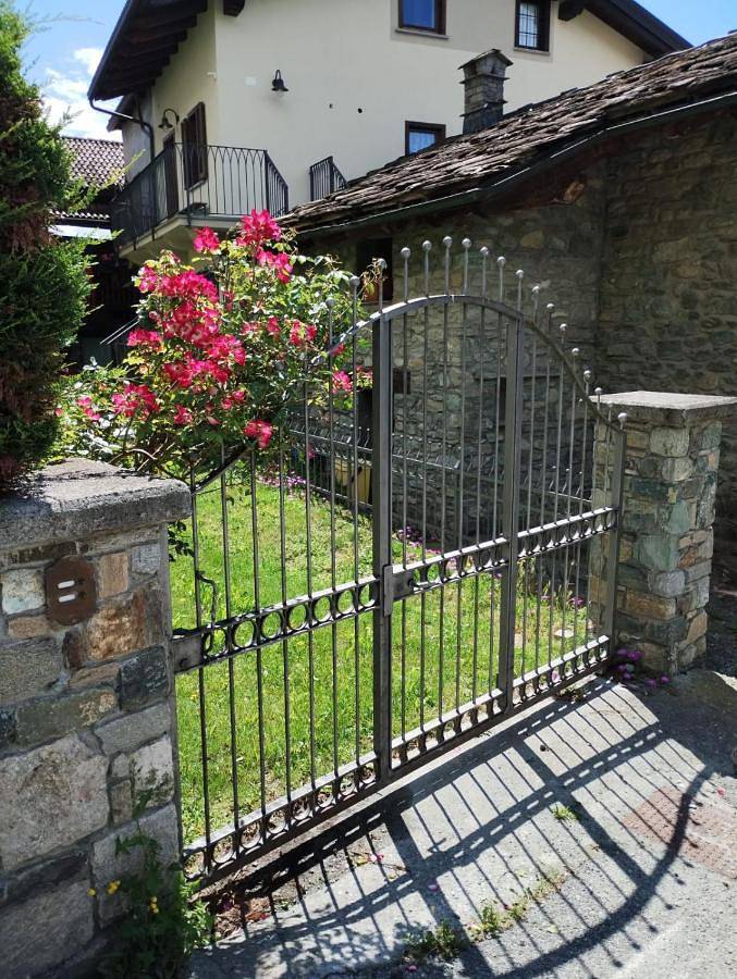 Location de vacances pour 4 personnes, avec vue et jardin dans Saint-Vincent - 3