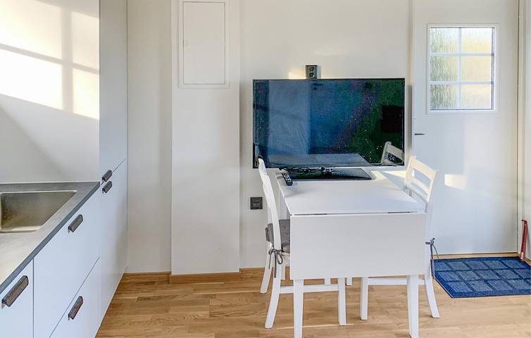 Ferienhaus für 2 Personen, mit Garten und Terrasse sowie Seeblick in Södermanland - 4