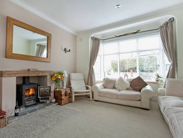 Vacation Rental for 11 Guests in Christchurch, South West England, Picture 1
