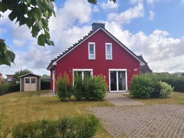 Ferienhaus für 4 Personen, mit Terrasse und Seeblick sowie Garten, kinderfreundlich in Wismarer Bucht