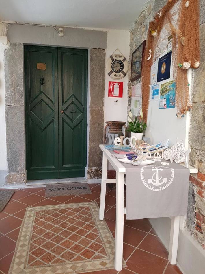 Standard Double Room with Shared Bathroom in Fezzano, Commune de Portovenere