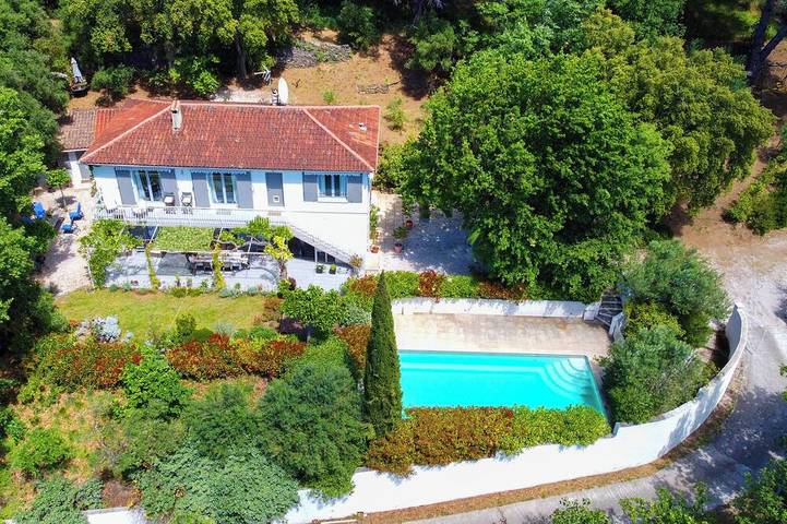 Appartement de vacances pour 8 personnes, avec jardin, animaux acceptés