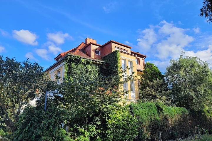 Villa für 6 Personen, mit Balkon