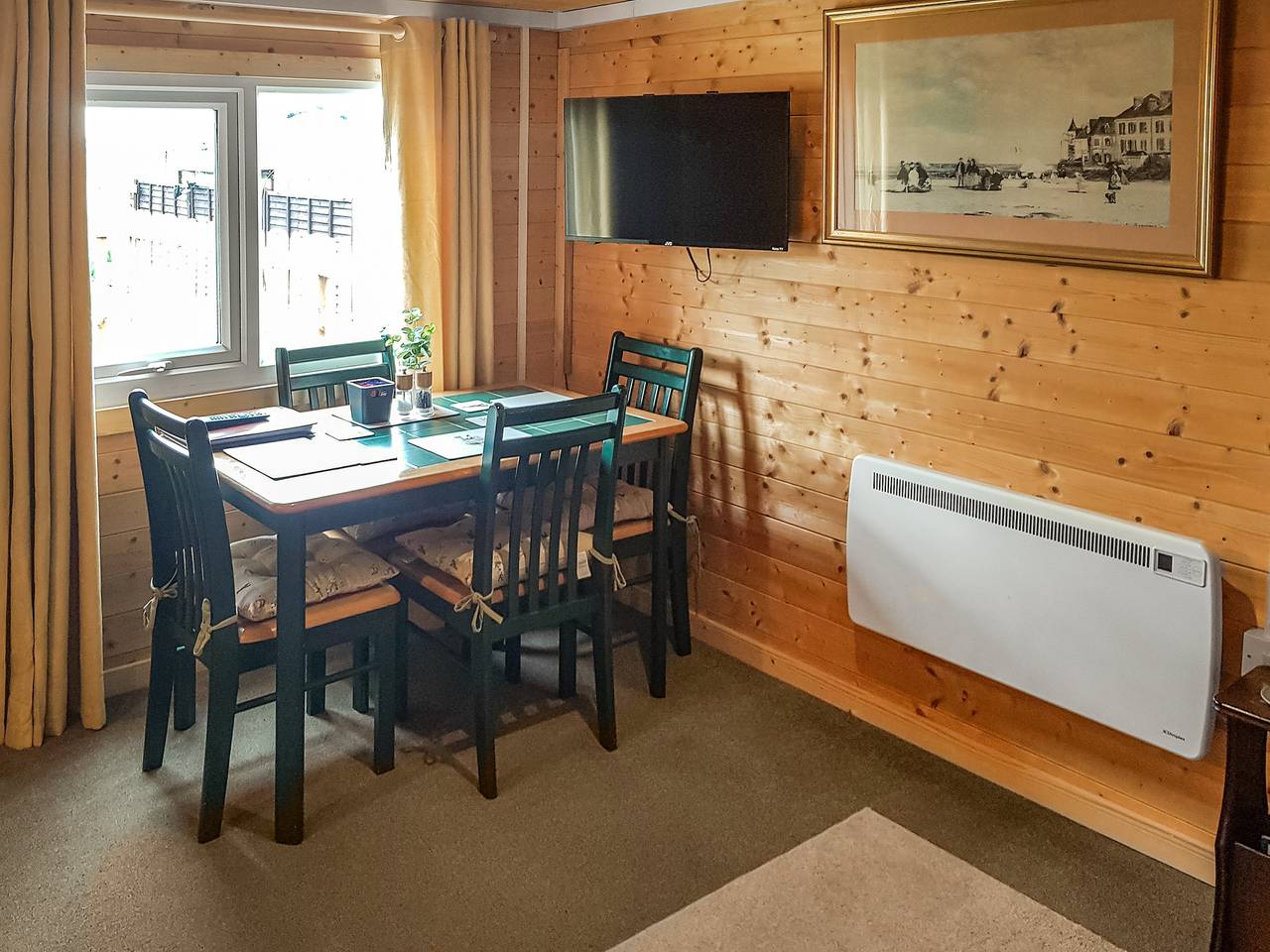 Algwen Cabin in Norfolk