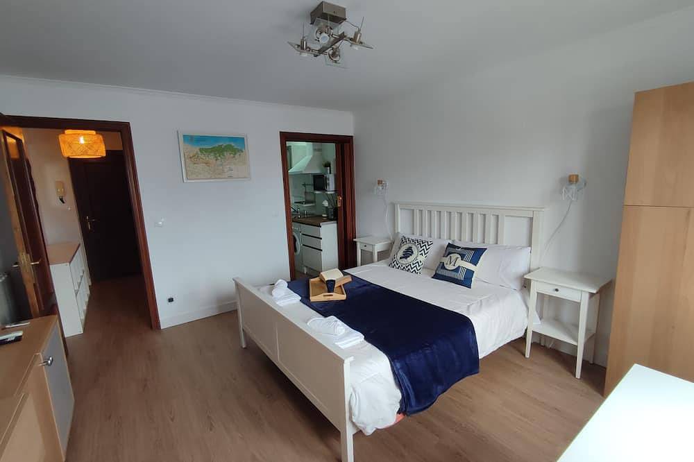 Ganze Wohnung, Studio mit Parkplatz an der Tür und Wifi. in Santander, Kantabrische Küste
