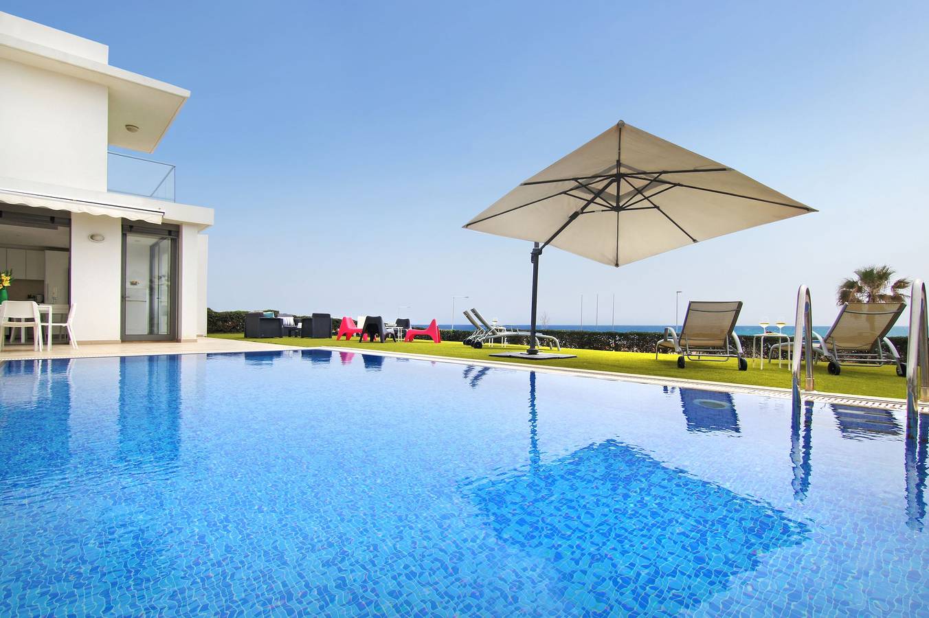 Villa für 8 Personen mit Pool in Ayia Napa, Südzypern