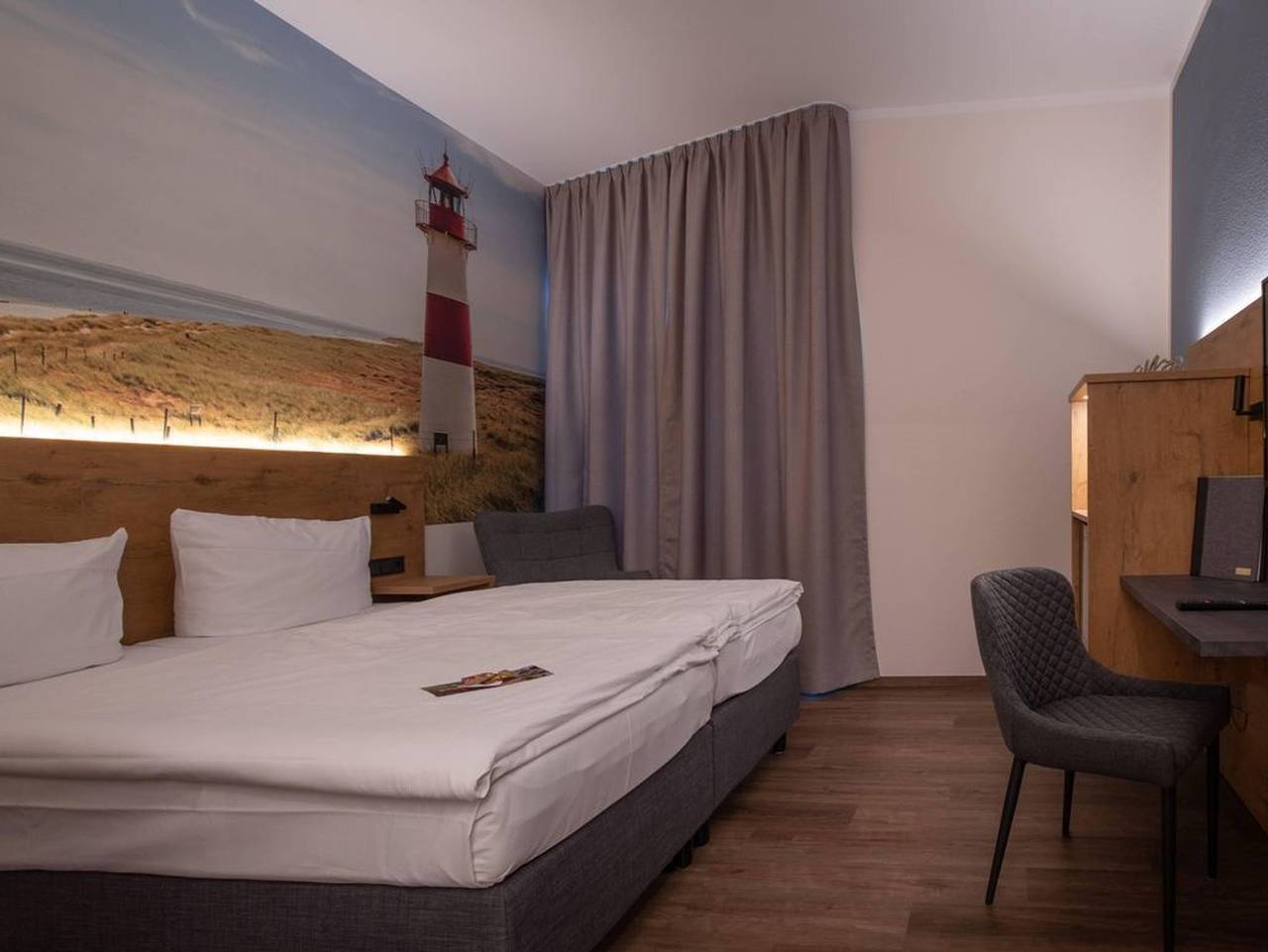 Hotel Stadt Aurich - Doppelzimmer, Dusche oder Bad, Wc Komfort in Aurich, Nordseeküste