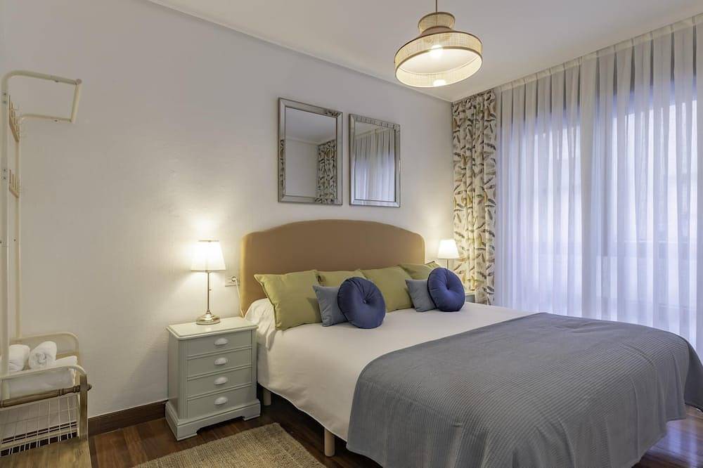 Entire apartment, Amplio y Elegante en Las Arenas in Getxo, Basque Coast (Spain)