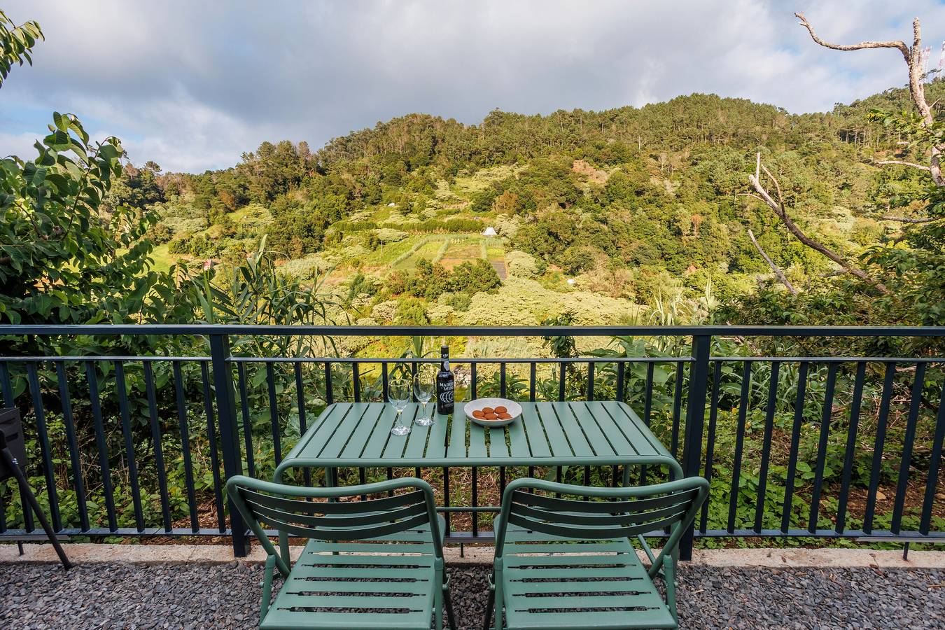 Ganzes Studio, Studio 'Green Shelter - Guest House' mit Bergblick, Wlan und Klimaanlage in Santana, Madeira