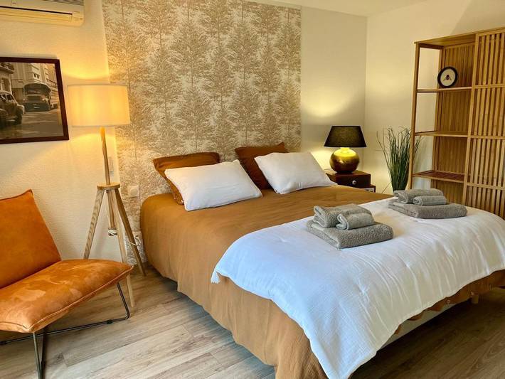 Maison d’hôte pour 2 personnes, avec jardin ainsi que vue et piscine à Pézenas - 4