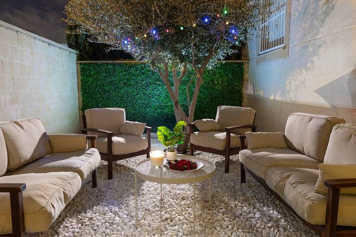 Bungalow para 8 personas, con jardín además de piscina y vistas al lago, Se admiten mascotas en Torrevieja