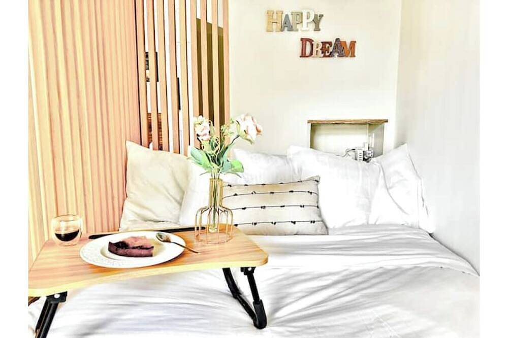 Entire apartment, Bright studio with balcony near Paris in Carrières-sur-Seine, Yvelines