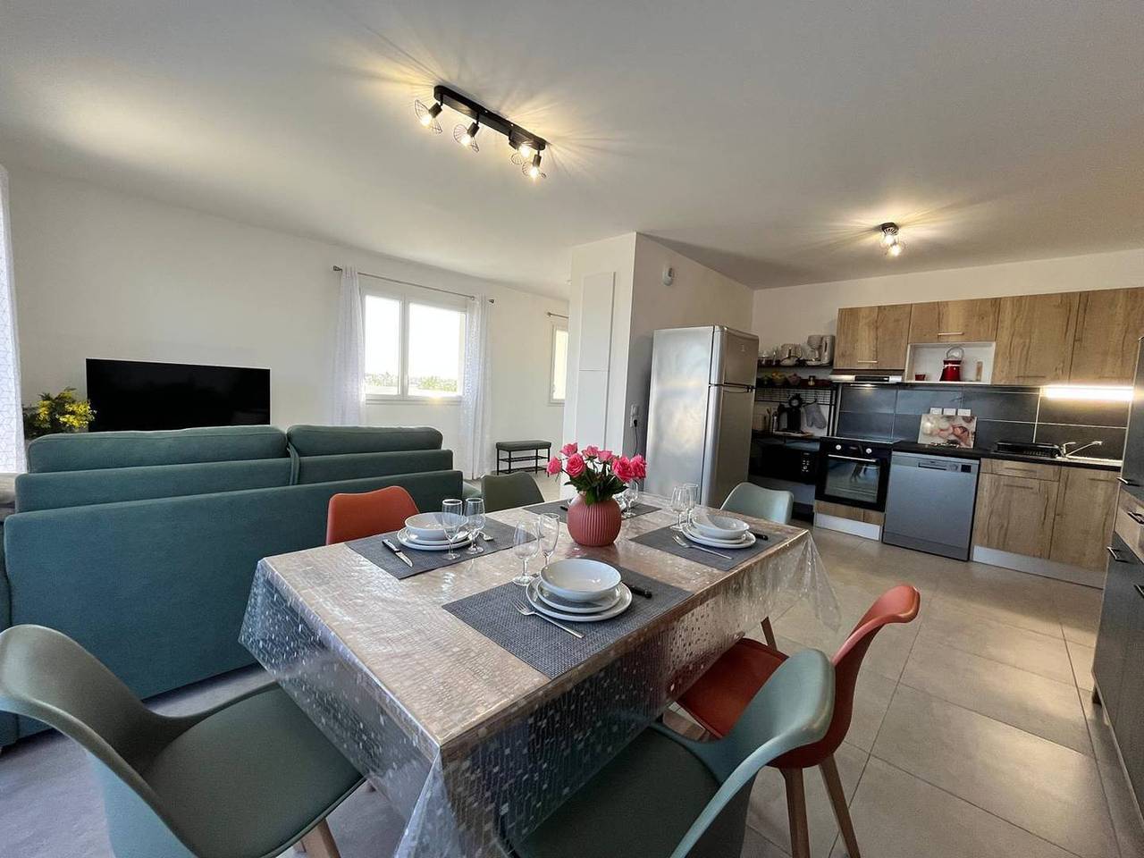 Ganze Ferienwohnung, Ferienwohnung für 6 Personen mit Pool in Sérignan, Mittelmeerküste (Frankreich)