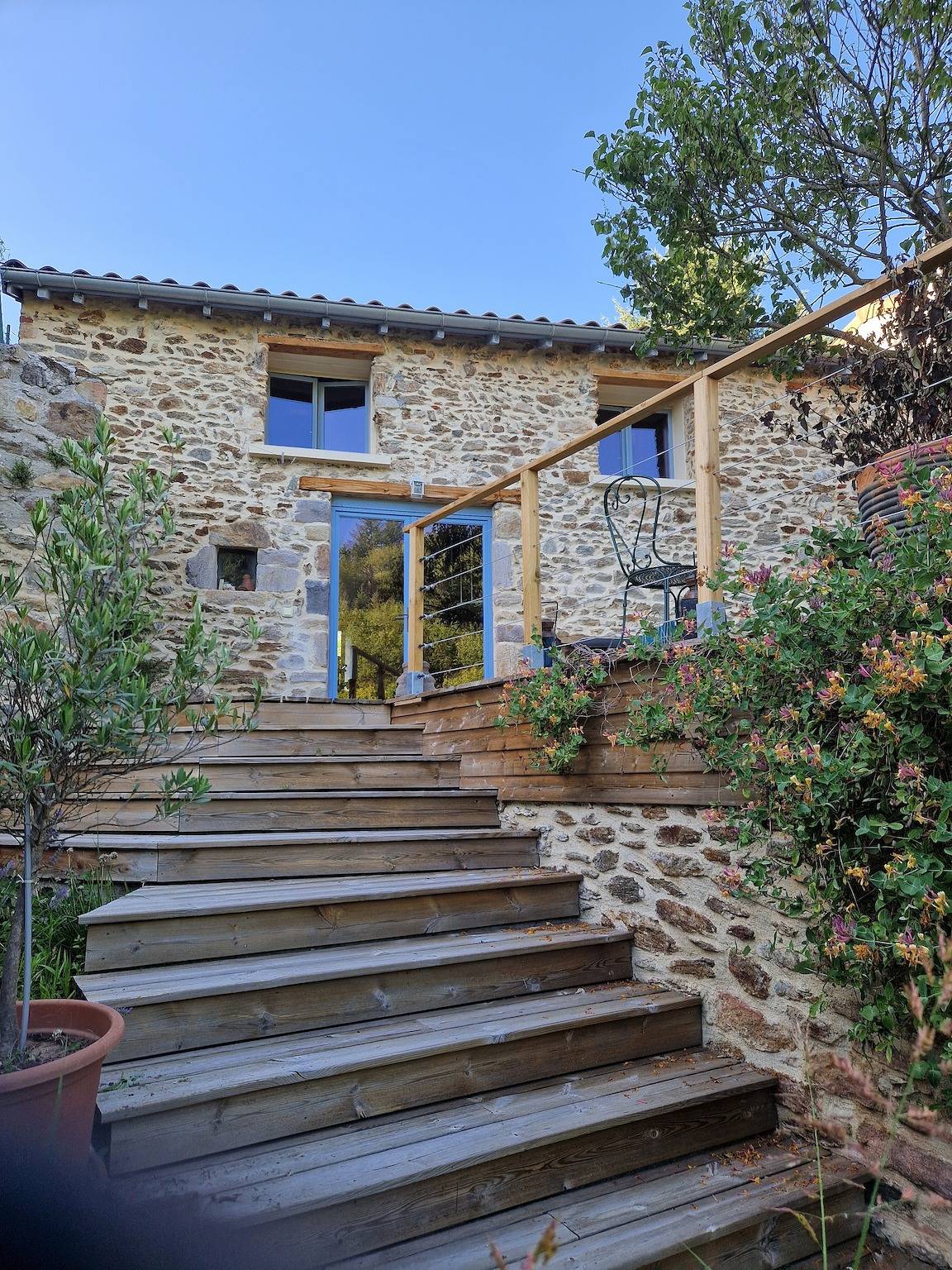 Vacation Rental for 4 Guests in Auzon, Livradois-Forez Regional Nature Park