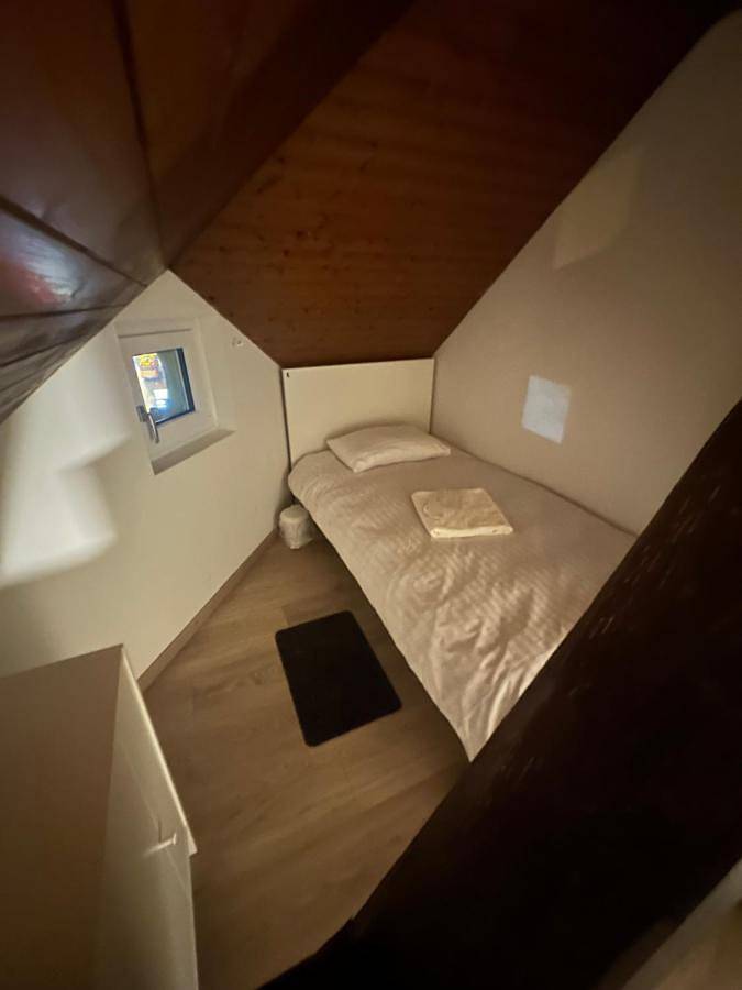 Chambre d’hôte pour 4 personnes, avec terrasse et jardin à St. Gallen - 3