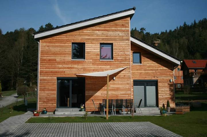 Ferienhaus für 6 Personen, mit Balkon und Garten sowie Sauna und Whirlpool in Oybin