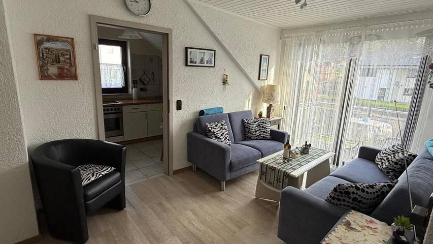 Ferienwohnung für 3 Personen, mit Terrasse und Ausblick in Mehring - 3