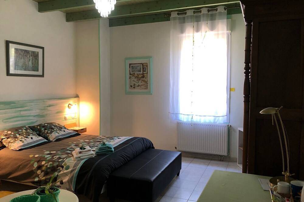 Chambre Coline - A peaceful escape in the heart of nature in Castelsarrasin, Tarn y Garona