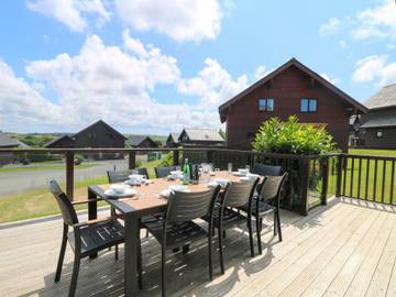 Chalet for 8 People in Cornwall, South West England, Photo 2