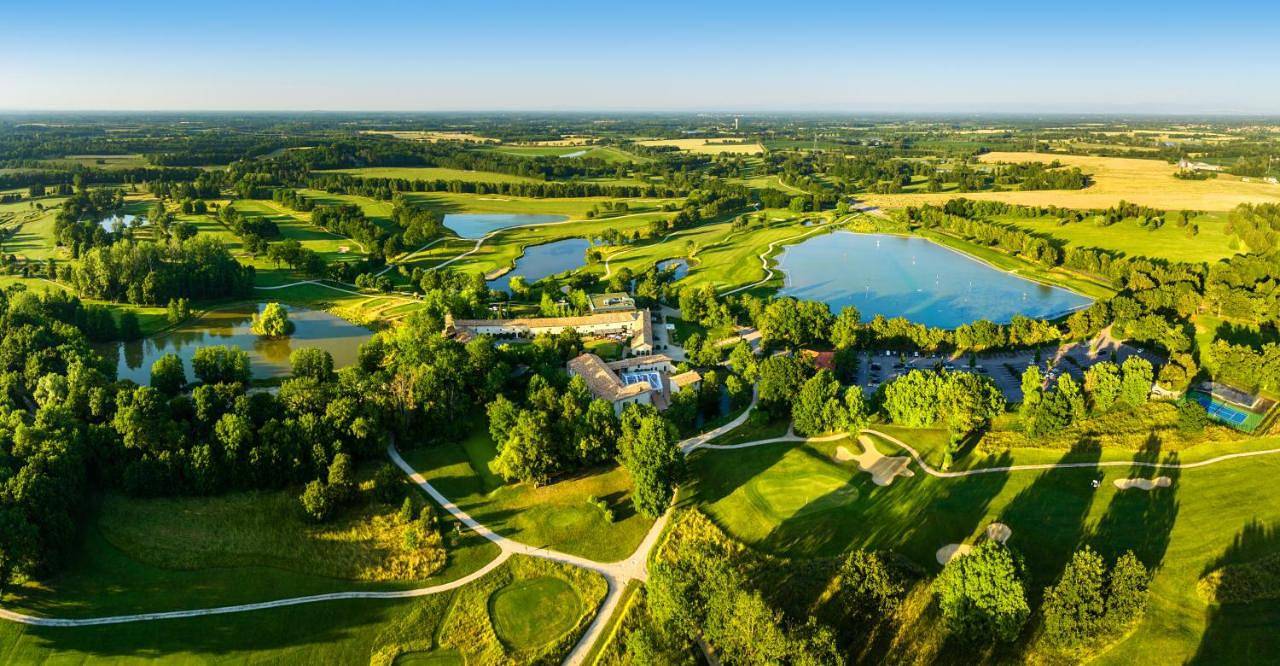 Domaine du Gouverneur, Hôtel, Restaurant & Golf in Monthieux, Ain